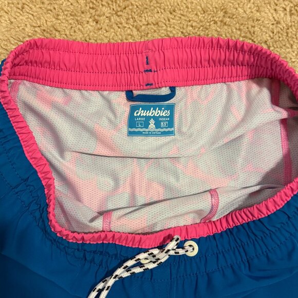 Chubbies Blue/Pink Lined Classic Swim Trunk - Large 5.5" Inseam - Picture 3 of 3